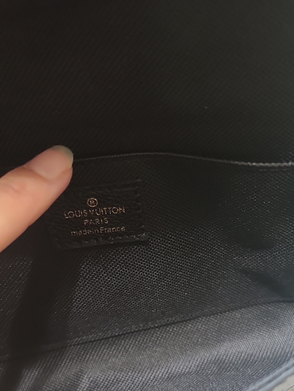 Black Embossed Chain Purse/wallet - Picture 4 of 8